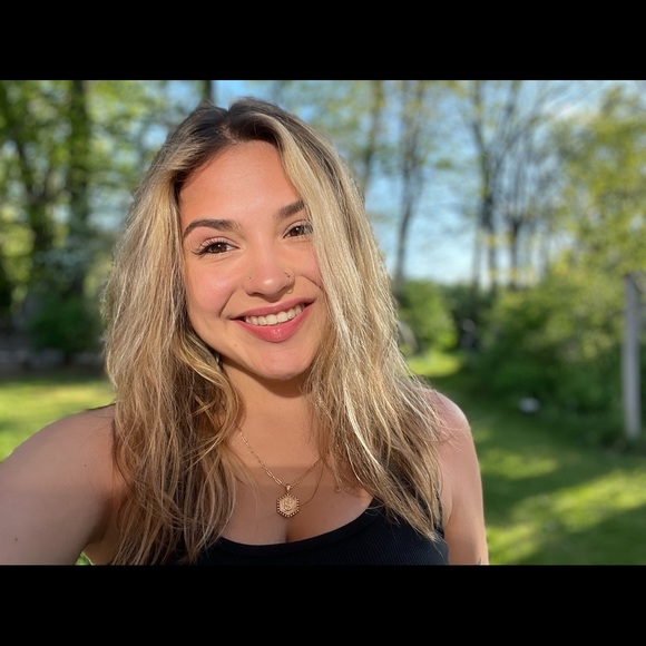 Meet your Posher, Shauna - Picture 2 of 3